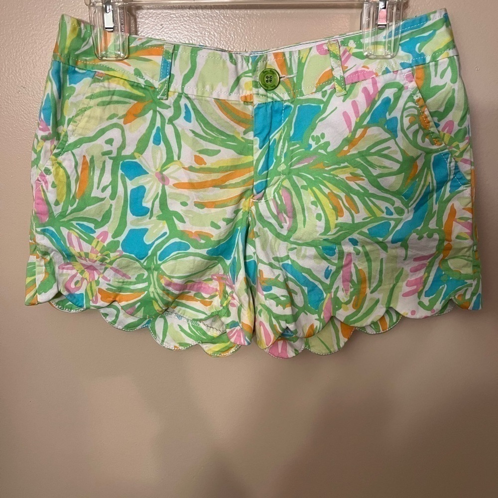 Lilly Pulitzer The Buttercup Short Sz 2 EUC